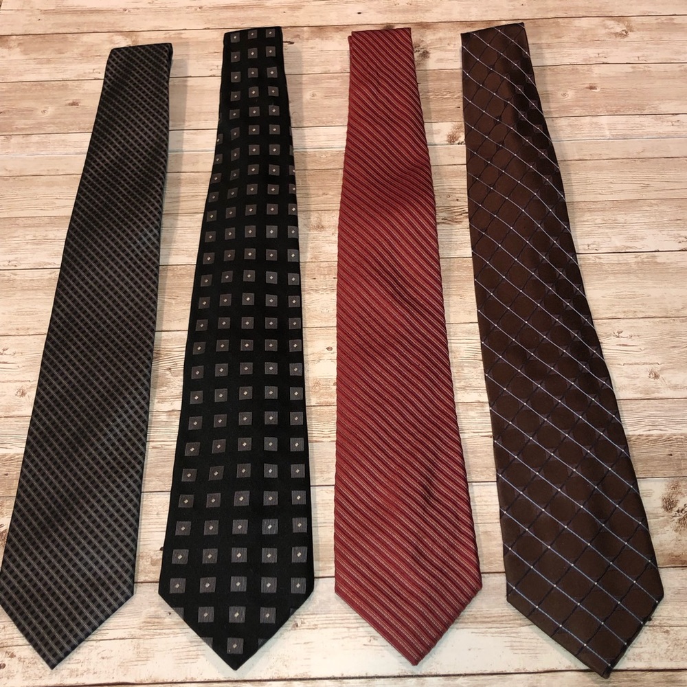 Calvin Klein, bundle of 4 men’s 100% silk ties -black,red,brown